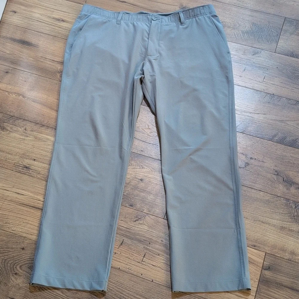 Under Armour excellent pre